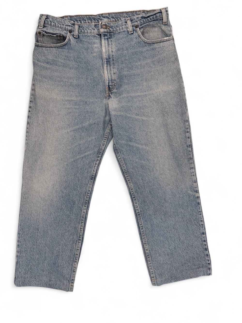True Vintage Levi’s 540 Relaxed Fit Light Wash Jeans – Approx. Women’s 14/16